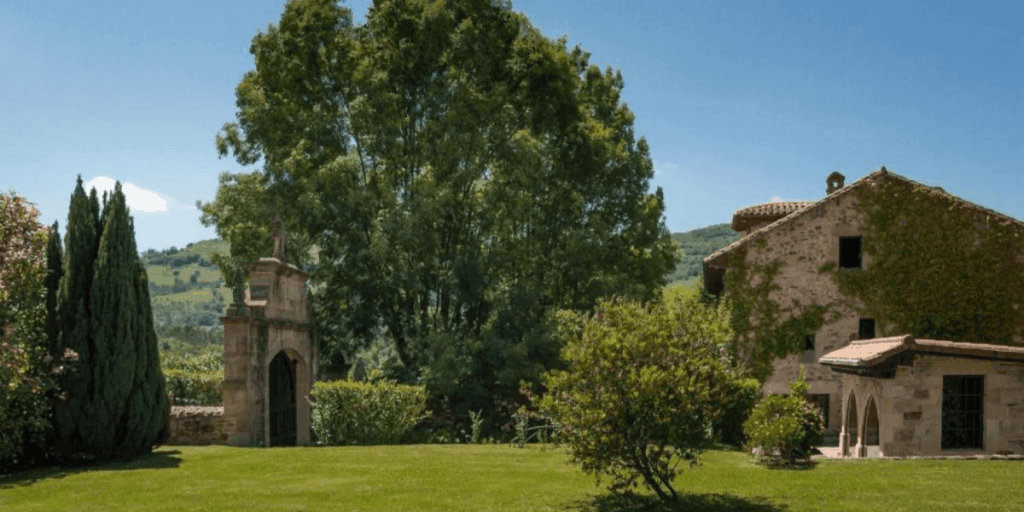 Discover Italy's Hidden Luxury Retreats in 2025 1 discover italy hidden luxury retreats 2025 post image