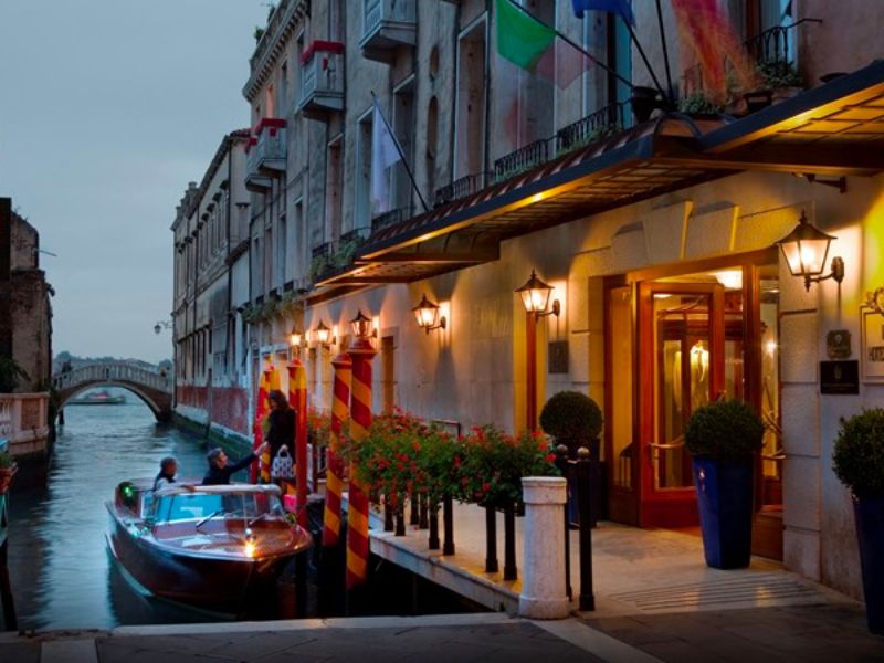 Top Luxury Hotels Unveiled in Venice 7 Baglioni Hotel Luna venezia 1
