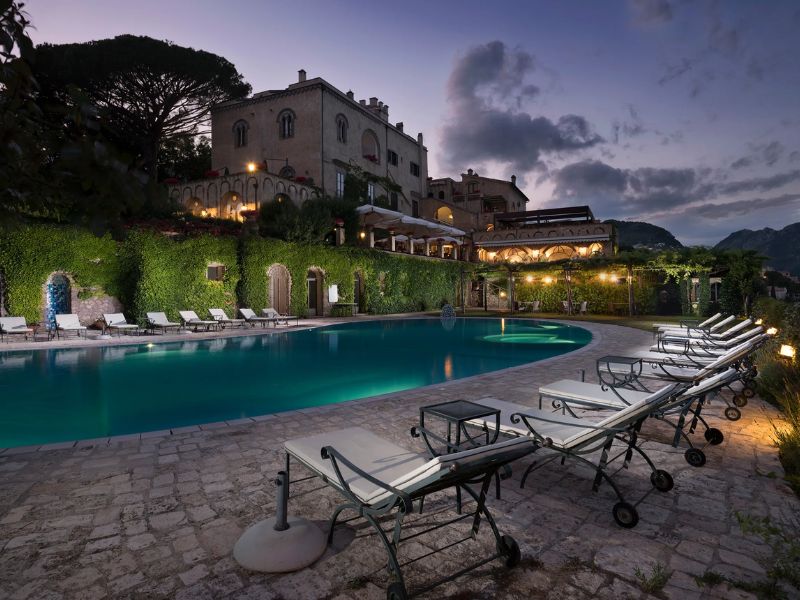 Top Hotels on the Amalfi Coast: discover the splendor 7 Villa Cimbrone Ravello