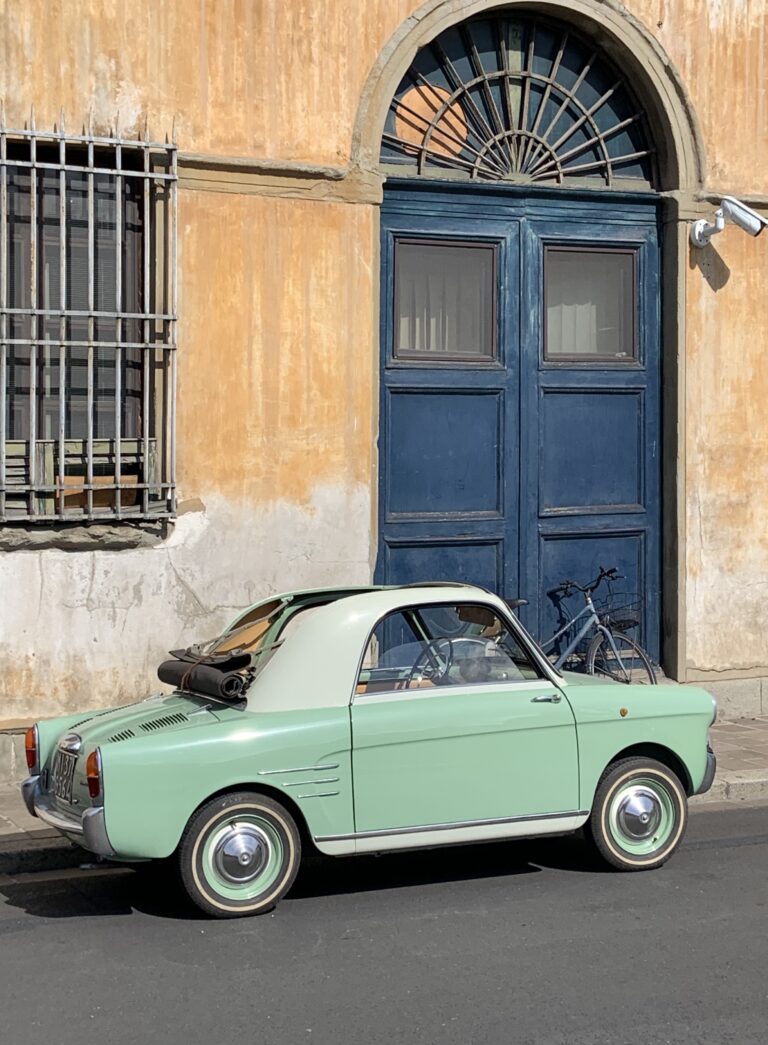 Vintage car service Italy